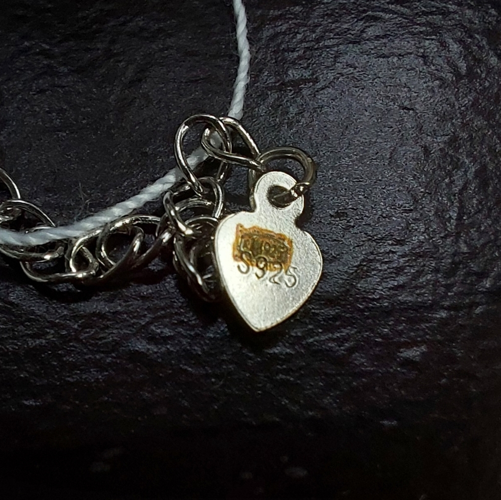 SOLD Shamrock necklace and earrings set - Picture 5 of 7